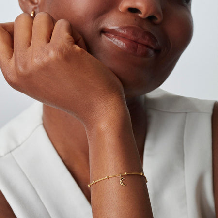 Tiny Moon Bracelet Gold